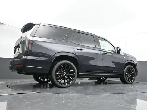 Used 2025 Cadillac Escalade Sport Platinum AWD/4WD image 46