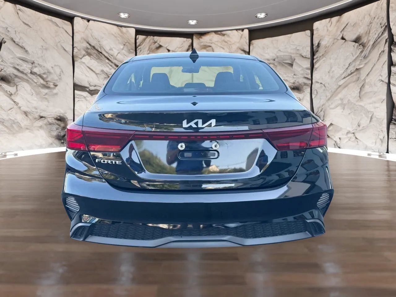 Used 2023 Kia Forte LXS FWD image 6