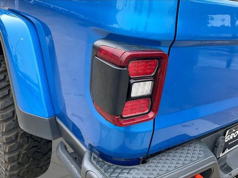 Used 2021 Jeep Gladiator Mojave AWD/4WD image 28