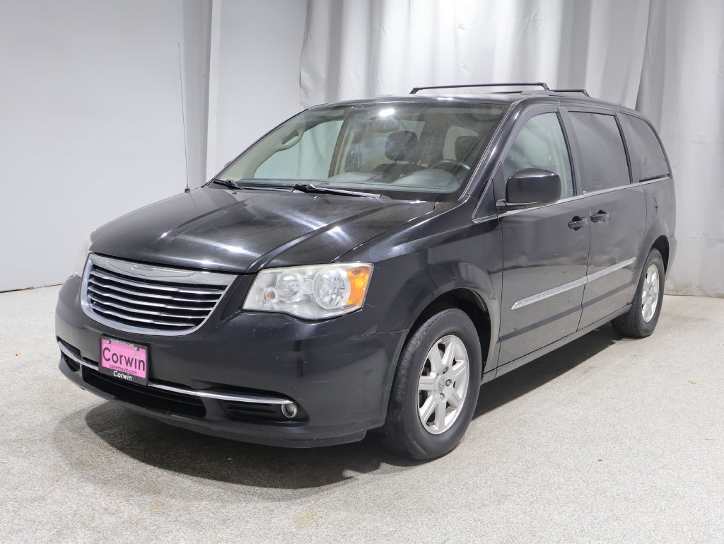 Used 2012 Chrysler Town & Country Touring w/ Entertainment Group #1 FWD image 6