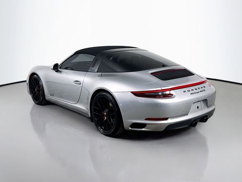Certified 2019 Porsche 911 Targa 4 GTS image 3