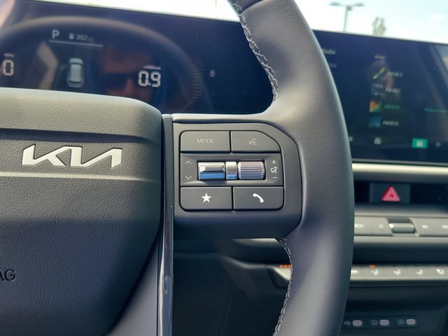 New 2027 Kia Seltos S FWD image 17