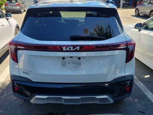 Used 2024 Kia Seltos S FWD image 10