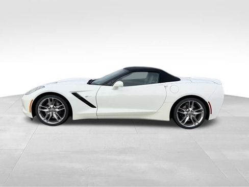Used 2016 Chevrolet Corvette Stingray Convertible w/ 2LT Preferred Equipment Group image 3