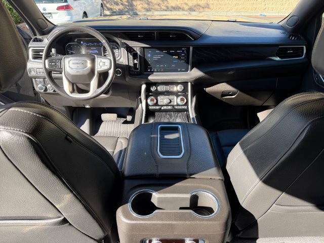 Used 2021 GMC Yukon XL Denali AWD/4WD image 20