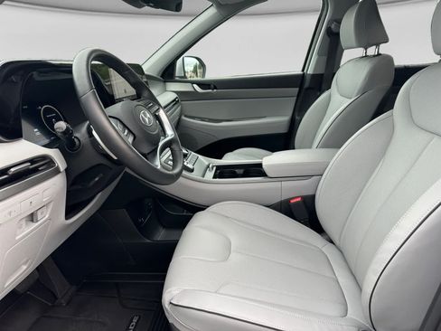 Used 2025 Hyundai Palisade SEL FWD image 10