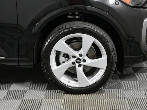 New 2025 Audi Q5 Premium Plus image 39
