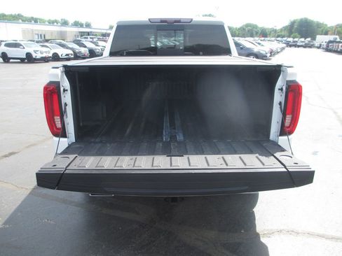 Used 2020 GMC Sierra 1500 Denali w/ Denali Ultimate Package AWD/4WD image 9