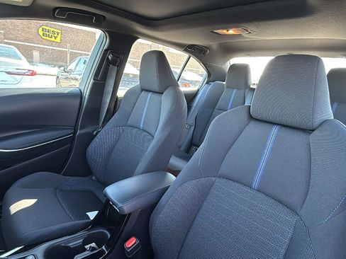 Certified 2022 Toyota Corolla SE w/ SE Premium Package image 17