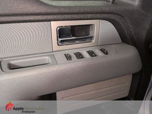 Used 2011 Ford F150 XLT w/ XLT Chrome Pkg image 9