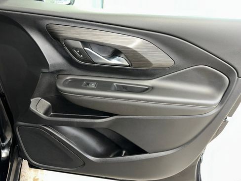 Certified 2023 GMC Terrain SLE w/ Driver Convenience Package image 31