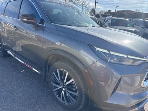 Used 2023 INFINITI QX60 Sensory w/ Cargo Package image 5