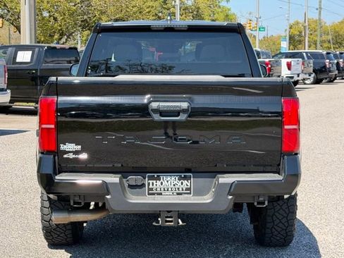 Used 2024 Toyota Tacoma SR5 image 3