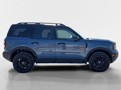 Used 2025 Ford Bronco Sport Badlands image 6