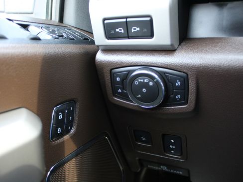 Used 2017 Ford F350 King Ranch w/ King Ranch Ultimate Package image 36