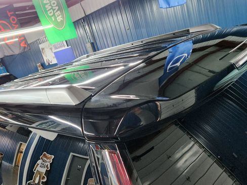 Used 2017 Cadillac Escalade Luxury image 67