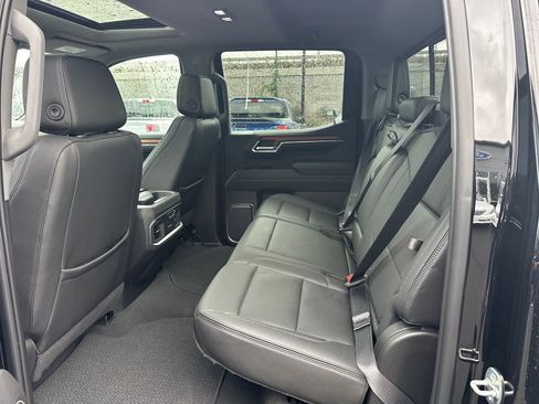 Used 2022 GMC Sierra 1500 Denali image 11