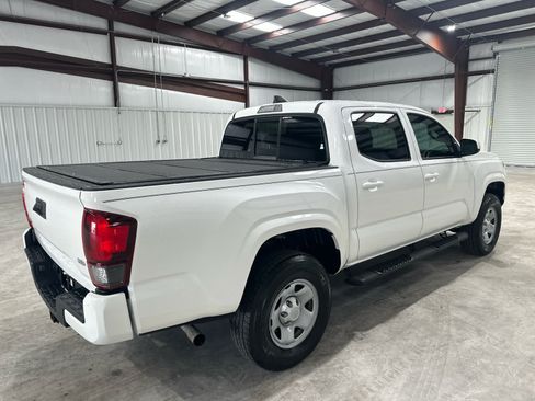 Used 2023 Toyota Tacoma SR AWD/4WD image 5
