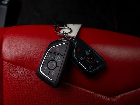 Used 2020 Lamborghini Huracan EVO image 27