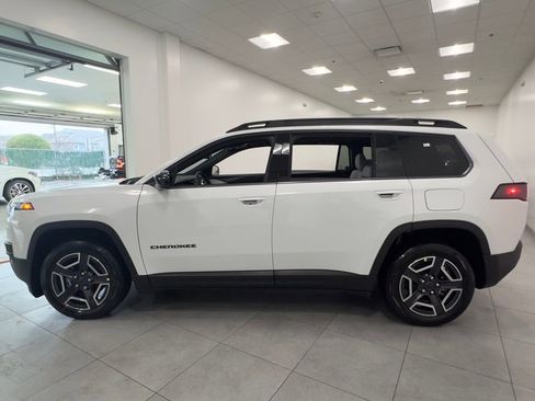 New 2026 Jeep Cherokee Limited image 4