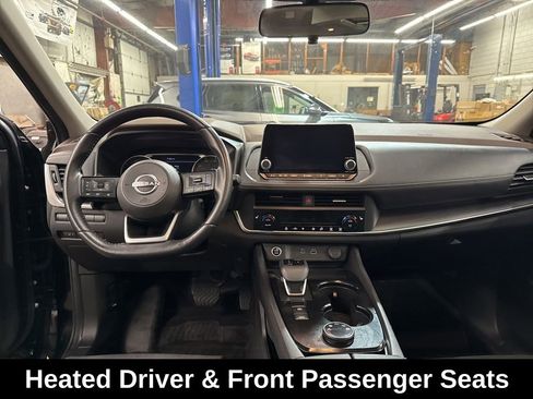 Certified 2023 Nissan Rogue SV w/ SV Premium B Package image 14