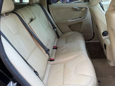 Used 2014 Volvo XC60 T6 AWD/4WD image 16