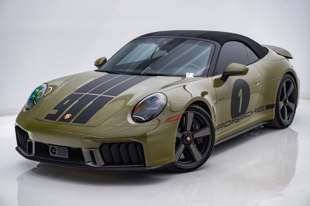 Used 2026 Porsche 911 Carrera 4 GTS AWD/4WD image 8