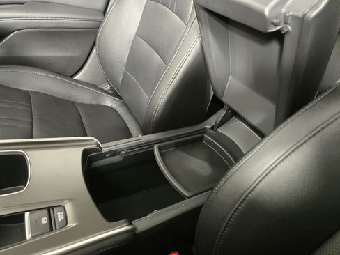Used 2020 Honda Accord Touring image 28