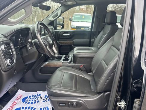 Used 2022 GMC Sierra 3500 Denali w/ Denali Ultimate Package AWD/4WD image 9