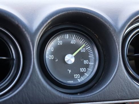 Used 1988 Mercedes-Benz 560 SL image 26