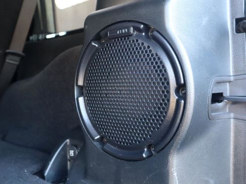 Used 2014 Jeep Wrangler Unlimited Rubicon w/ Connectivity Group AWD/4WD image 52
