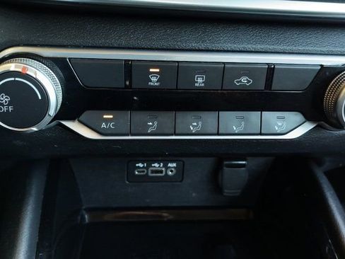 Used 2021 Nissan Altima 2.5 SV image 18