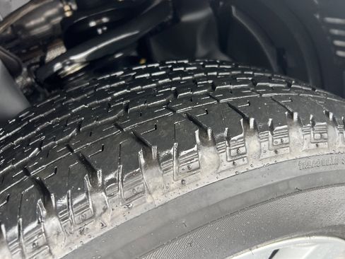 Used 2022 Lexus GX 460 Premium w/ Premium Package image 12