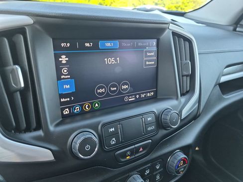 Used 2024 GMC Terrain SLE w/ Driver Convenience Package FWD image 17