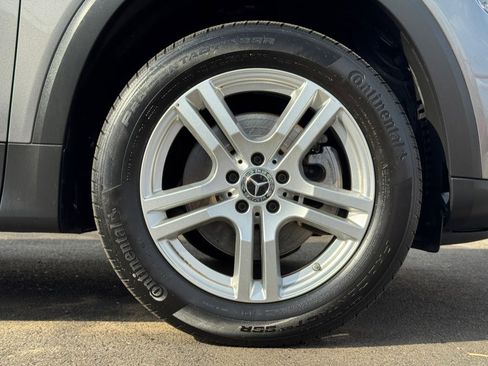 Used 2021 Mercedes-Benz GLB 250 4MATIC image 18