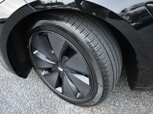 Used 2024 Tesla Model 3 Long Range AWD/4WD image 46