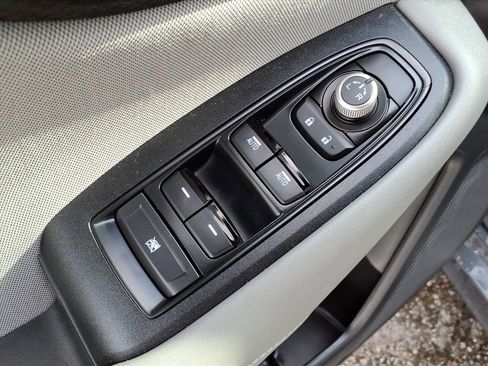 Used 2025 Subaru Legacy Premium image 13