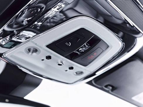 Used 2015 Rolls-Royce Ghost RWD image 85