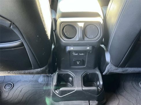 Used 2022 Jeep Gladiator Overland w/ Popular Equipment Package image 16