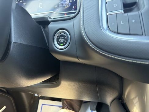 Used 2023 Chevrolet Tahoe Premier w/ Premium Package AWD/4WD image 17