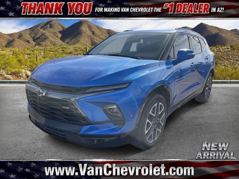 Used 2025 Chevrolet Blazer RS w/ Driver Confidence II Package AWD/4WD image 1
