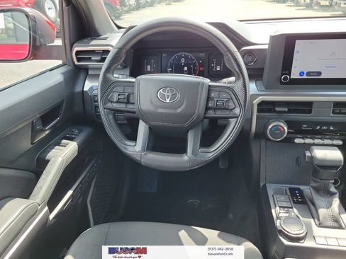 Used 2025 Toyota Tacoma SR5 AWD/4WD image 9