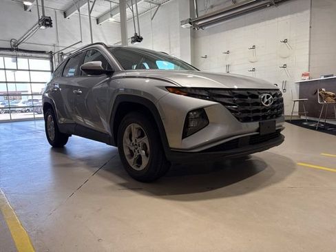 Used 2024 Hyundai Tucson SEL AWD/4WD image 3