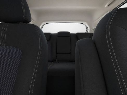 Used 2017 Nissan Versa SV FWD image 10