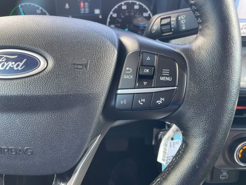 Used 2022 Ford Maverick XLT w/ XLT Luxury Package FWD image 18