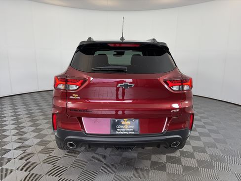 Used 2023 Chevrolet TrailBlazer RS FWD image 9