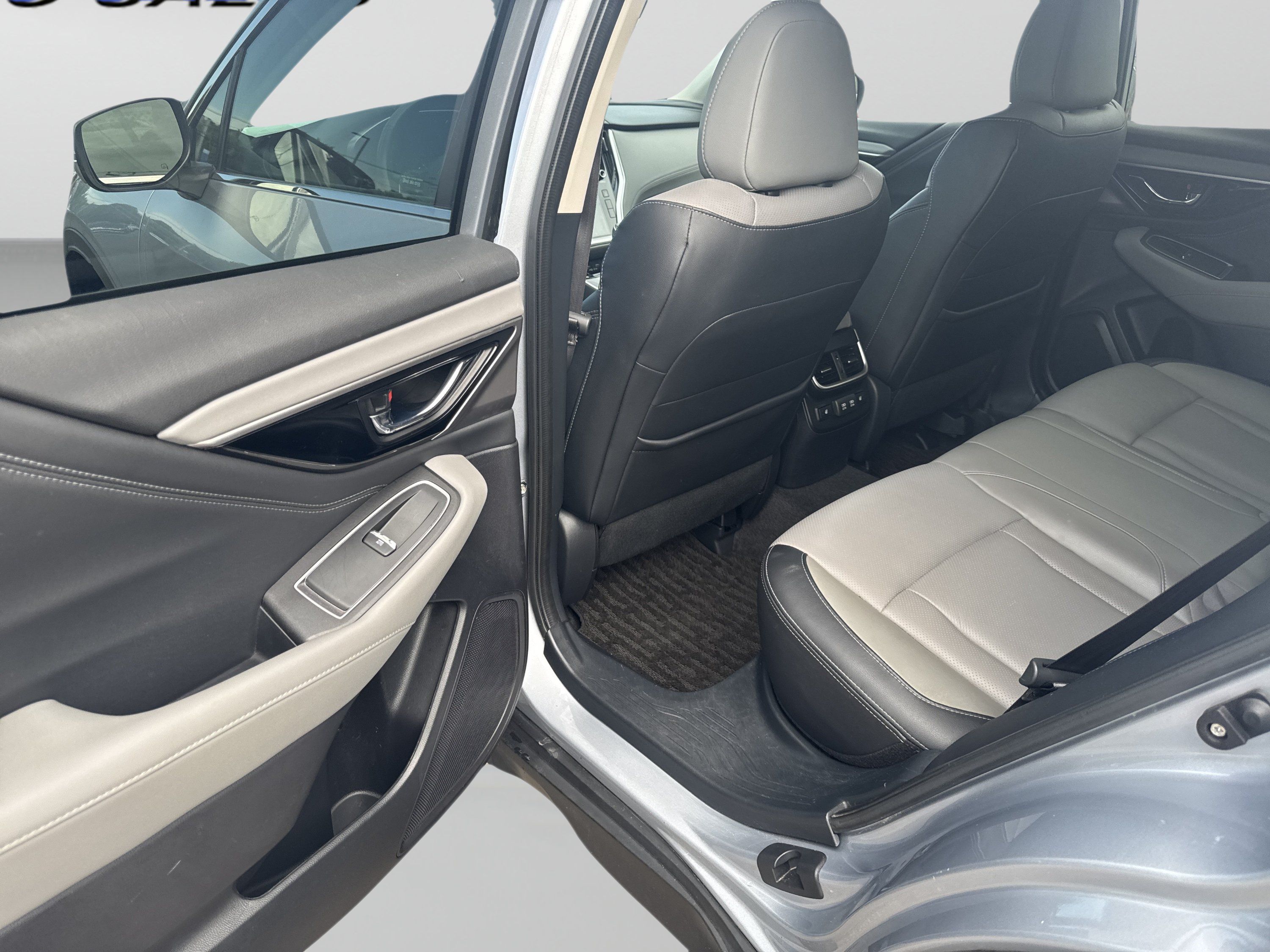 Used 2021 Subaru Outback Limited AWD/4WD image 19