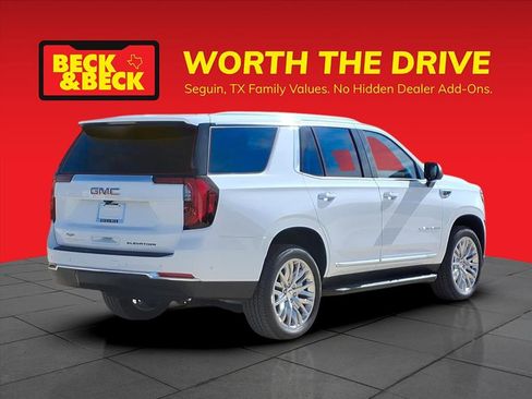 New 2026 GMC Yukon Elevation image 5