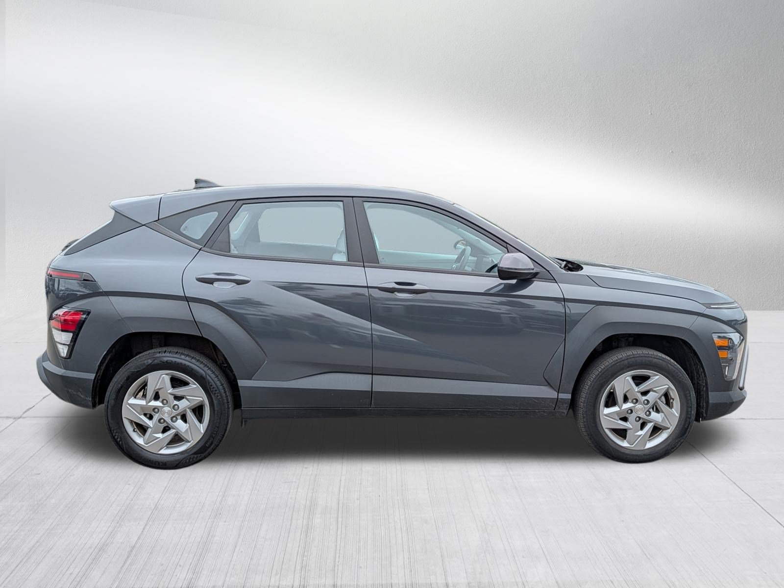 Certified 2024 Hyundai Kona SE AWD/4WD image 8