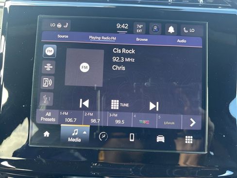 Used 2023 Jeep Grand Cherokee Altitude image 18